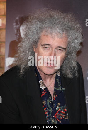 BRIAN MAY PRS FOR MUSIC REND HOMMAGE À QUEEN AVEC UN PRIX DU PATRIMOINE DE L'Imperial College London UK 05 Mars 2013 Banque D'Images