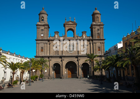 Plaza de Santa Ana quartier Vegueta Las Palmas de Gran Canaria Gran Canaria island ville des îles Canaries Espagne Europe Banque D'Images