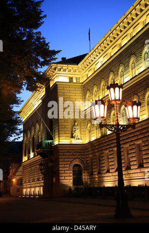 La Saeima le Parlement dans la vieille ville de Riga, Lettonie Banque D'Images