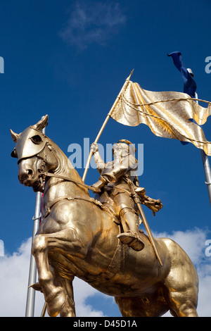 Statue de Jeanne d'Arc à cheval dans le quartier français de La Nouvelle-Orléans. Banque D'Images