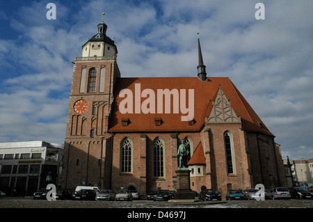 Europa Europe Allemagne Deutschland Sachsen Anhalt Dessau Schloßkirche St Marien, Denkmal Fürst zu Léopold Anhalt Banque D'Images