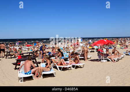 Soleil en majori, Jurmala, plage de la mer baltique, Riga, Lettonie Banque D'Images