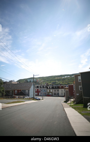 Certaines maisons colorées à St John's, Terre-Neuve. Images de la Presse canadienne/Lee Brown Banque D'Images