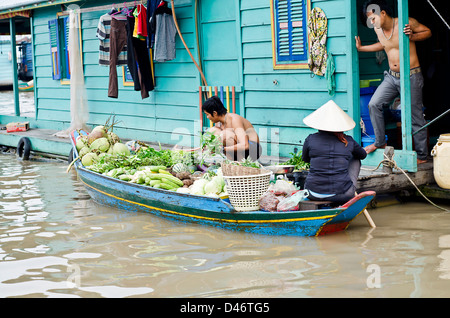 Village flottant de kampong luang , , , Tonle Sap au Cambodge Banque D'Images