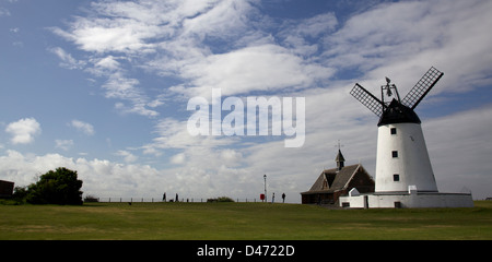 Lytham windmill museum et station de sauvetage Banque D'Images