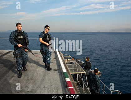 Les marins se tende de rover watch. Banque D'Images