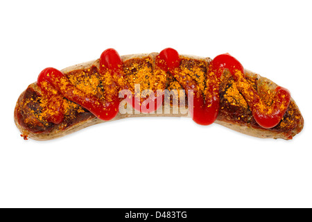 Saucisse au curry allemand sur fond blanc Banque D'Images