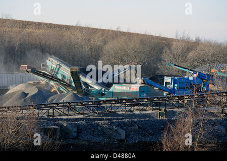 Les machines de concassage et de criblage. Le Shap Cemex travaille en granit bleu. Shap, Cumbria, Angleterre, Royaume-Uni, Europe. Banque D'Images