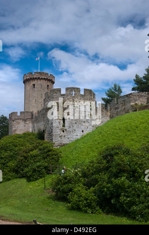 Tours et tourelles sur le château de Warwick. L'Angleterre. Banque D'Images