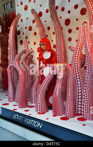 Truck in front of Louis Vuitton store, New York Stock Photo - Alamy