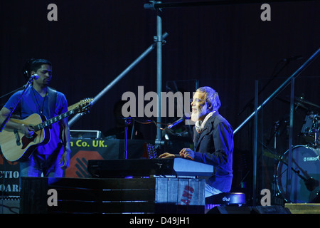 Berlin, Allemagne, Yusuf Islam au cours de la vérification du son à l'O2 World Arena Banque D'Images