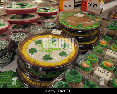 Divers produits de boulangerie pour la vente pour le jour de la Saint Patrick, à New York, USA, le 9 mars 2013, © Katharine Andriotis Banque D'Images