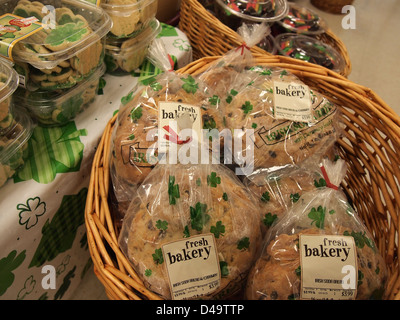 Irish Soda Bread and cookies à la vente pour le jour de la Saint Patrick, à New York, USA, le 9 mars 2013, © Katharine Andriotis Banque D'Images