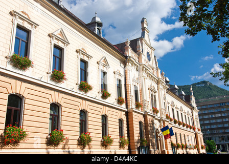 Brasov mairie est faite dans une architecture de style néo-baroque, à partir de la XIX siècle Banque D'Images