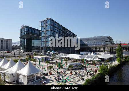 Berlin, Allemagne, la gare principale et de la plage de Moabit Banque D'Images