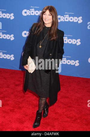 10 mars 2013 - New York, New York, États-Unis - actrice Catherine Keener assiste à la première de New York "Les Croods" tenu dans l'AMC Loews Lincoln Square. (Crédit Image : © Kaszerman ZUMAPRESS.com)/Nancy Banque D'Images