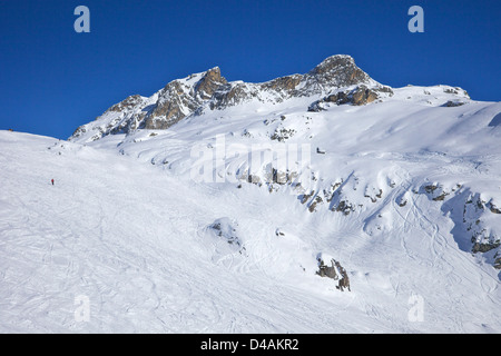 Le sérac piste bleu, soleil d'hiver, Champagny, La Plagne, France, Europe Banque D'Images