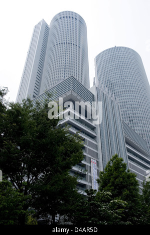 JR Central Japan Railway tours de bureaux, 6e plus grand bâtiment au Japon, s'élevant au-dessus de la gare de Nagoya, un monument de la ville de Nagoya Banque D'Images