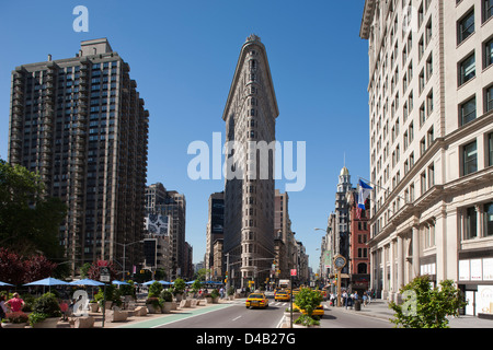 FLATIRON BUILDING (©Daniel Burnham & CO 1902) Cinquième avenue MANHATTAN NEW YORK USA Banque D'Images