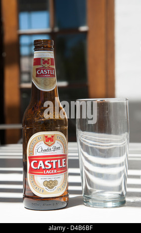 Castle Lager une bière d'Afrique du Sud populaires Banque D'Images