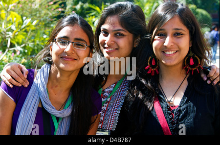 Trois belles filles indiennes Banque D'Images