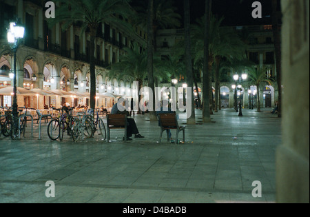 La Plaça Reial, Barcelone, Espagne, nuit Banque D'Images