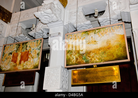 Temple de la dent,Temple Bouddhiste,Palais Royal,lac de Kandy,côté lac Residences,Hôtels,Kandy,près de Colombo, Sri Lanka, Ceylan Banque D'Images