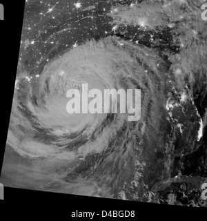 L'ouragan Isaac par nuit Banque D'Images