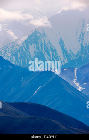Vue de la chaîne de l'Alaska à partir de l'autoroute passe, Denali National Park, Alaska, USA Banque D'Images