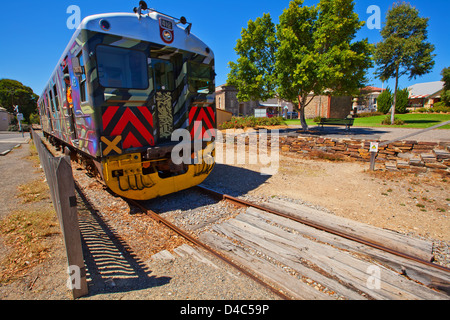 Un train au départ de la station de Port Elliot est la ville balnéaire de Port Elliot en Australie du Sud Banque D'Images