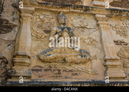 Ange sur le mur en Chedi , wat Ched yod à Chiangmai Banque D'Images