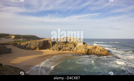 Shelley Bay, un bassin de marée populaire à Kenton-on-Sea, dans le Cap-Oriental en Afrique du Sud. Banque D'Images