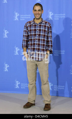 Directeur Fernando Eimbcke mexicaine pose pour des photos à une photo appel sur son film "Lake Tahoe" au 58e Festival International du Film de Berlin à Berlin, Allemagne, 09 février 2008. Le film est en cours d'exécution dans la compétition pour l'Ours d'or et d'argent à la 58e Berlinale. Photo : Tim Brakemeier Banque D'Images