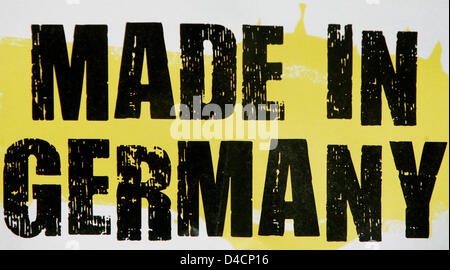 "Made in Germany" est écrit sur une affiche de publicité à Mayence, en Allemagne, 3 février 2008. Photo : Frank May Banque D'Images