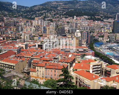 (Afp) La photo montre la vue sur Monte Carlo, Monaco, 25 mai 2005. Photo : Xamax Banque D'Images