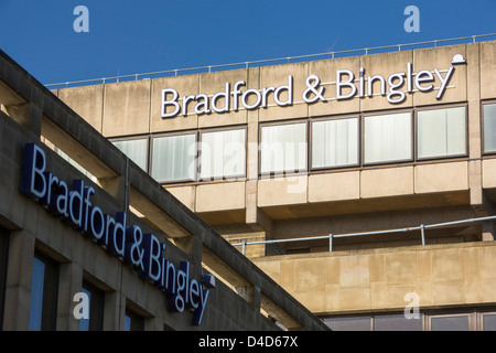 Le Bradford and Bingley Building Society à Bingley, West Yorkshire, Royaume-Uni. Banque D'Images