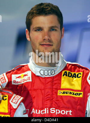 Le pilote de DTM Allemand Martin Tomczyk (Audi) est représenté à la présentation des pilotes à Duesseldorf, Gerrmany, 06 avril 2008. Photo : Roland Weihrauch Banque D'Images