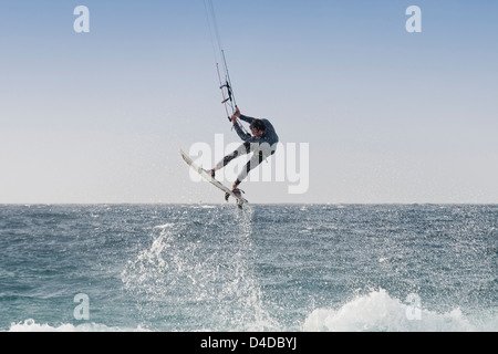 Kite surfer à Fuerteventura Canaries Banque D'Images