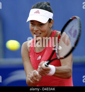 23 11 de la Serbie renvoie un revers à Agnes Szavay de la Hongrie au German Open WTA leur quart de finale match à Berlin, Allemagne, 09 mai 2008. Photo : Wolfgang Kumm Banque D'Images