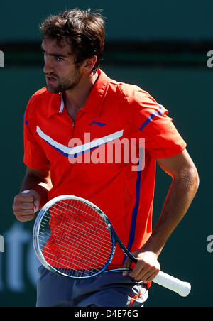 Mars 10, 2013 : Marin Cilic croate réagit à gagner un point contre Albert Ramos, de l'Espagne au cours de la BNP Paribas Open à Indian Wells Tennis Garden à Indian Wells CA. Banque D'Images