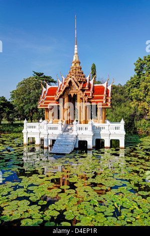 Étang de Lotus Royal Pavilion | Rama IX Park | Bangkok Banque D'Images