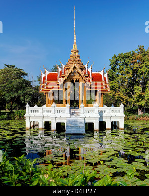 Étang de Lotus Royal Pavilion | Rama IX Park | Bangkok Banque D'Images