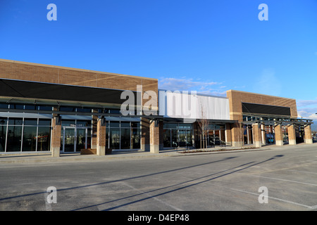 Nouveau bâtiment commercial Banque D'Images