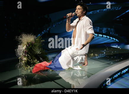 Chanteur russe Dima Bilan effectue sa chanson à l'Eurovision à Belgrade, Serbie, 25 mai 2008. Bilan a remporté l'Eurovision avec 272 points. Photo : Joerg Carstensen Banque D'Images