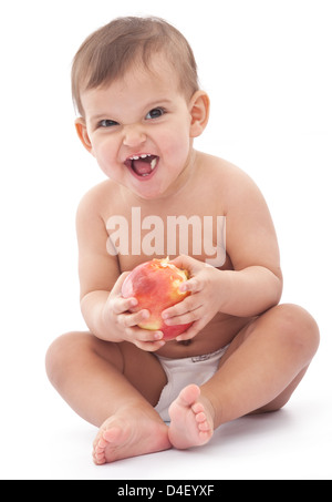 Bébé avec un visage effrayé d'Apple. Un backgeound isolé sur blanc. Banque D'Images