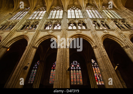Un intérieur tiré de la cathédrale Saint Gatien de Tours, France. Banque D'Images