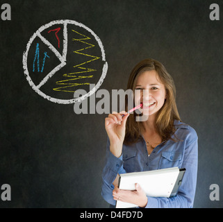 Graphique camembert fond craie business woman Banque D'Images