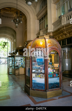 BUENOS AIRES - CIRCA NOVEMBRE 2012 : Vue de l'intérieur du Palacio Barolo, vers novembre 2012. Le bâtiment est vue sur la ville, situé dans l'Avenida de Mayo quand il a été construit a été le plus haut bâtiment de ville et de l'Amérique du Sud. Banque D'Images