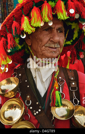 Portrait de guerrab (porteur d'eau), Marrakech, Maroc, Afrique du Nord Banque D'Images