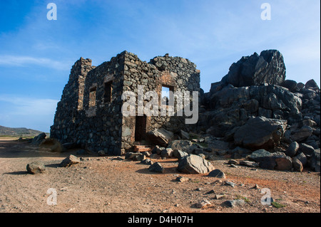 Ruines de la mine d'or de Bushiribana à Aruba, îles ABC, Netherlands Antilles, Caraïbes Banque D'Images